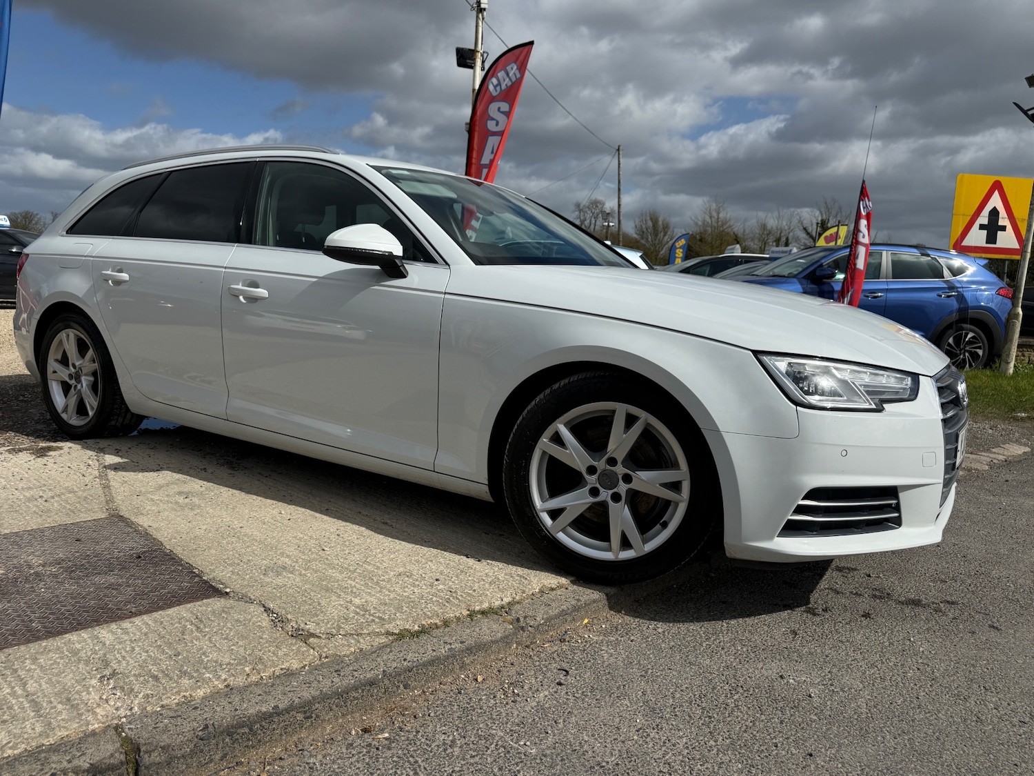 Used Audi A4 2018 for sale - 78067043: Photo 2