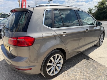 Used Volkswagen Golf SV 2016 for sale - 79259271: Photo