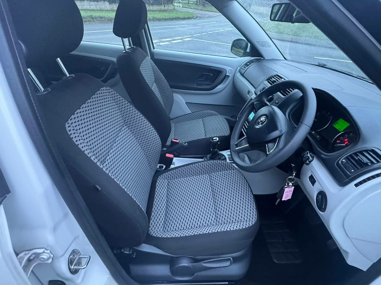 Used Skoda Fabia 2014 for sale - 77502585: Photo 17