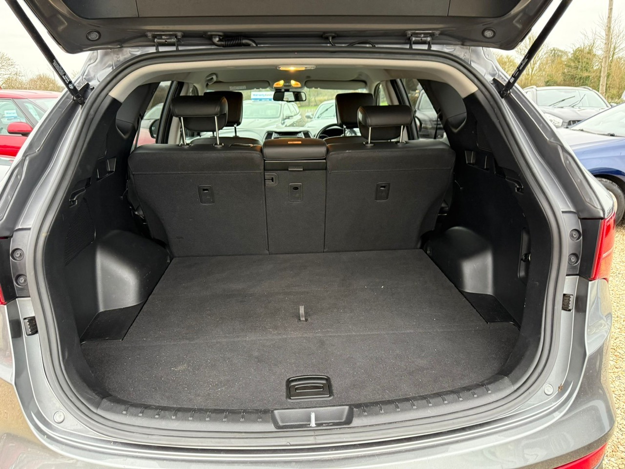 Used Hyundai Santa Fe 2015 for sale - 77592376: Photo 10