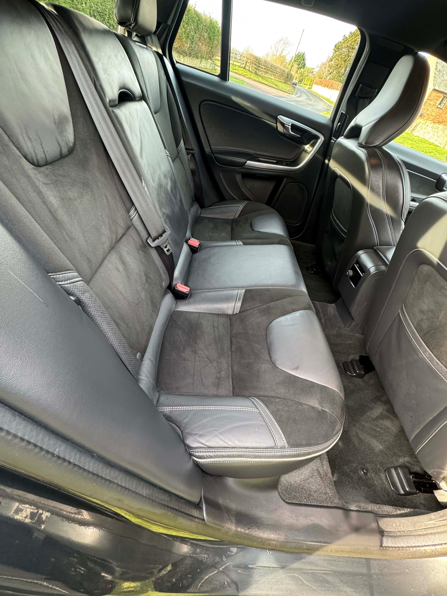 Used Volvo V60 2016 for sale - 77213774: Photo 15