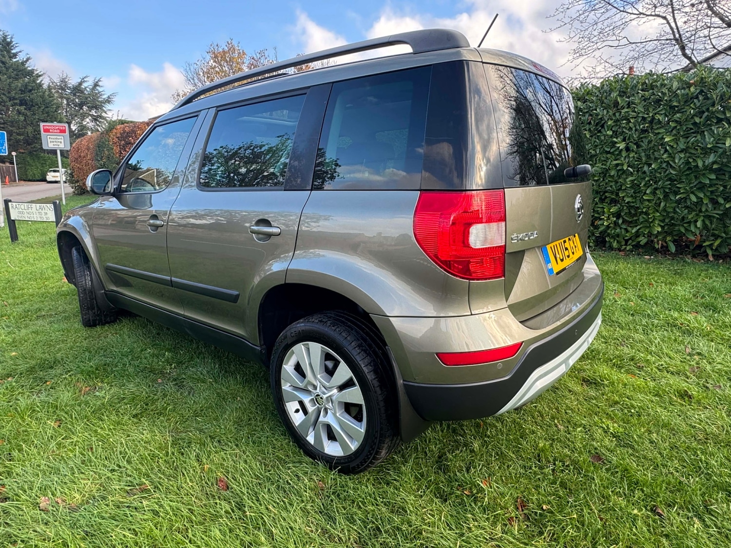 Used Skoda Yeti 2015 for sale - 76863741: Photo 2