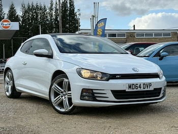 2015 (64) - 2.0 TDi 184 BlueMotion Tech R-Line 3dr DSG