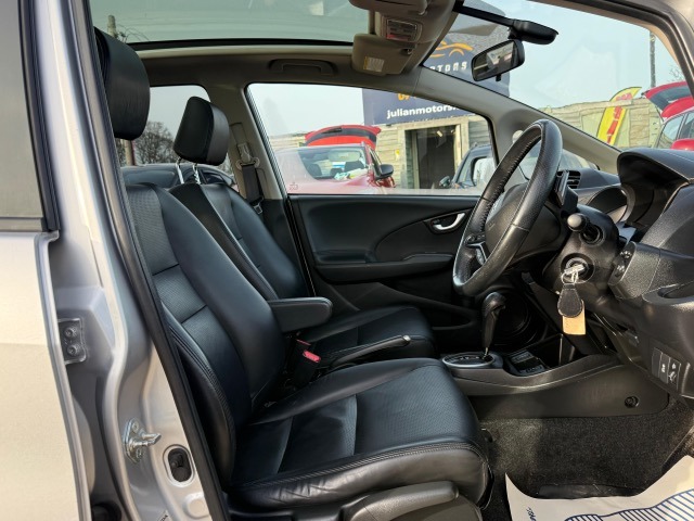 Used Honda Jazz 2011 for sale - 77562606: Photo 11