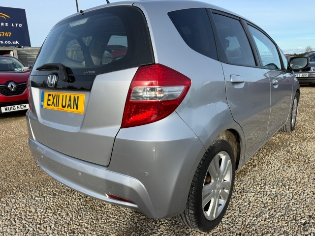 Used Honda Jazz 2011 for sale - 77562606: Photo 7