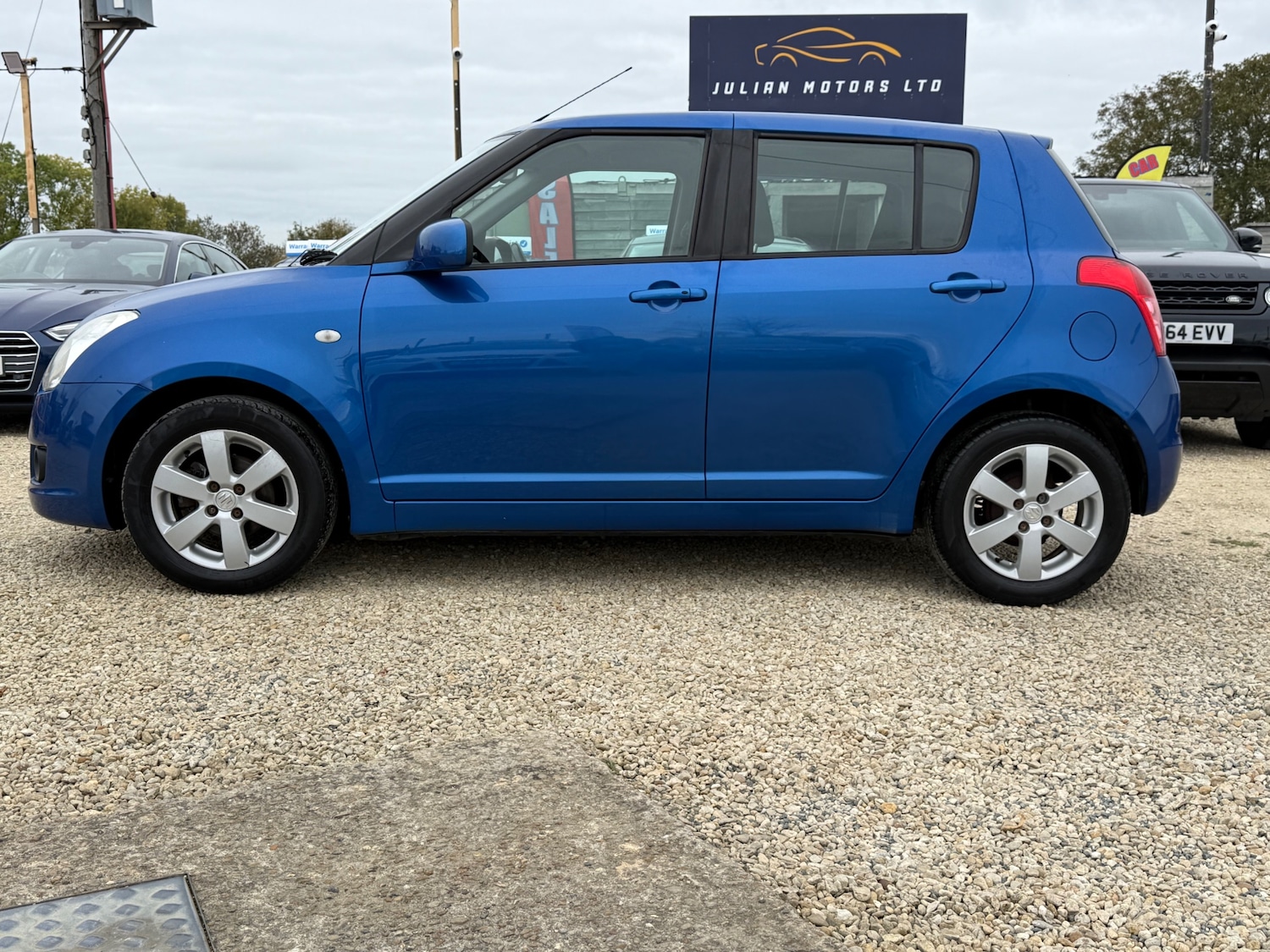 Used Suzuki Swift 2008 for sale - 76332827: Photo 2