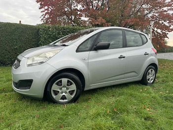 2010 (60) - 1.4 1 5dr