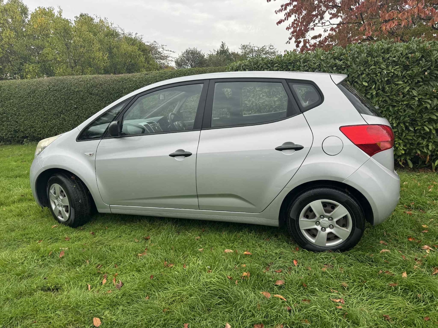 Used Kia Venga 2010 for sale - 76151043: Photo 3