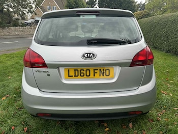 Used Kia Venga 2010 for sale - 76151043: Photo 4