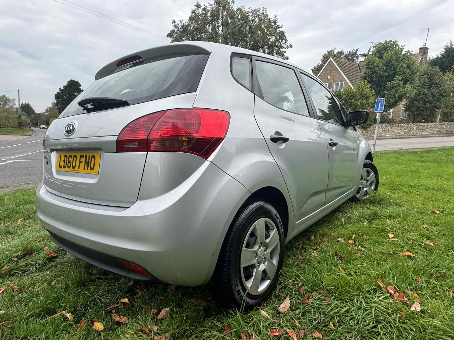 Used Kia Venga 2010 for sale - 76151043: Photo 6