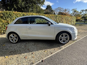 Used Audi A1 2018 for sale - 76436125: Photo