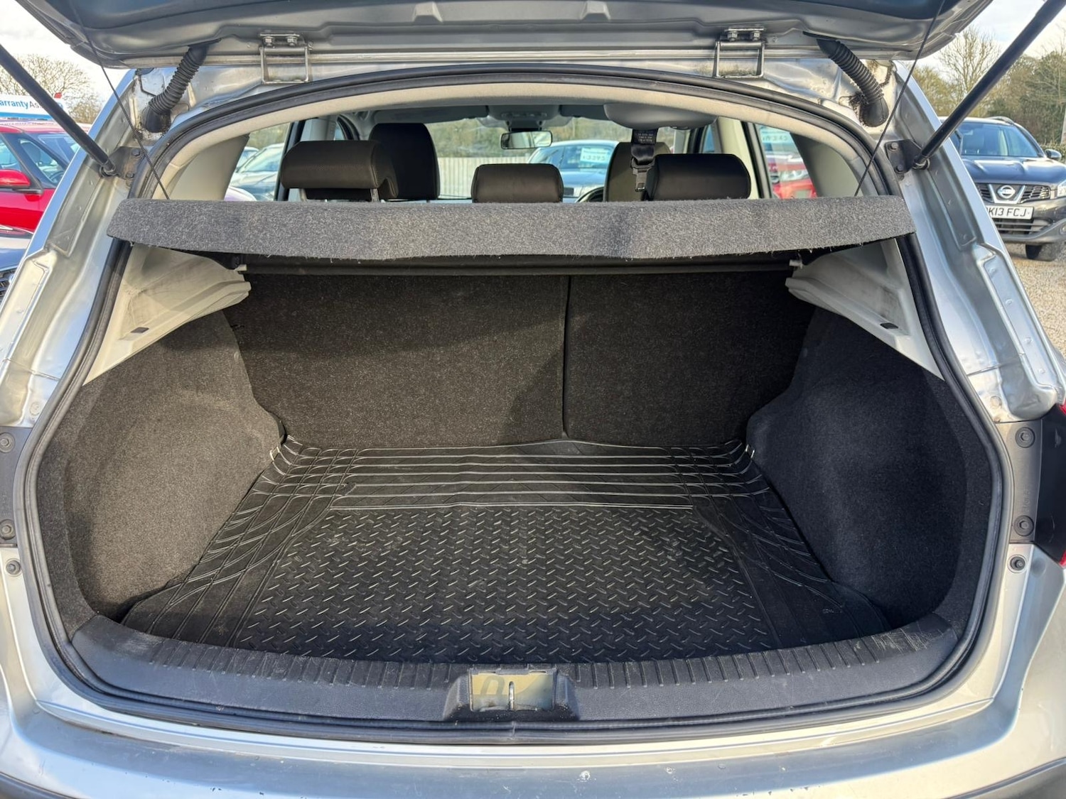 Used Nissan Qashqai 2012 for sale - 77569794: Photo 12