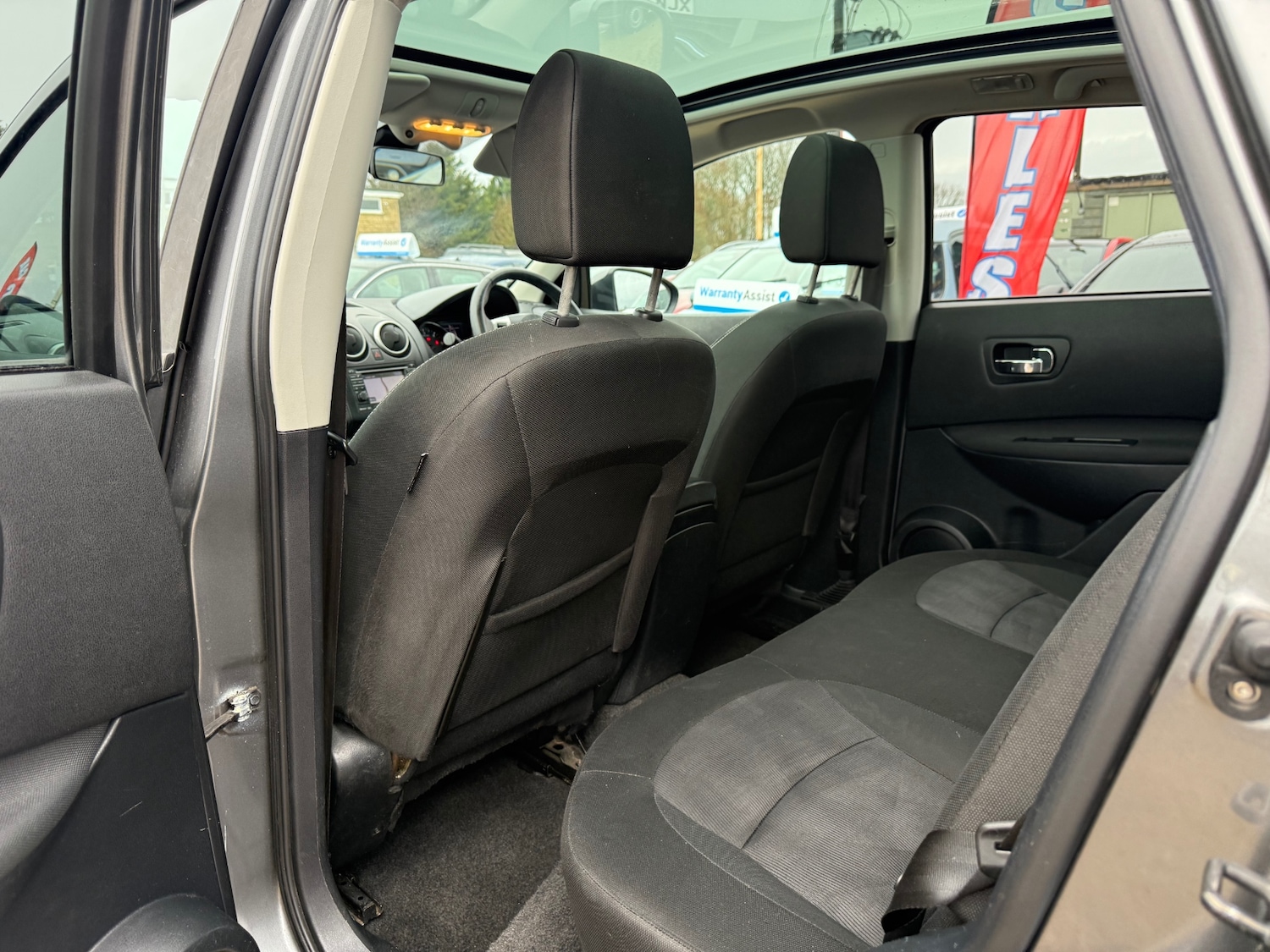 Used Nissan Qashqai 2013 for sale - 76837442: Photo 17