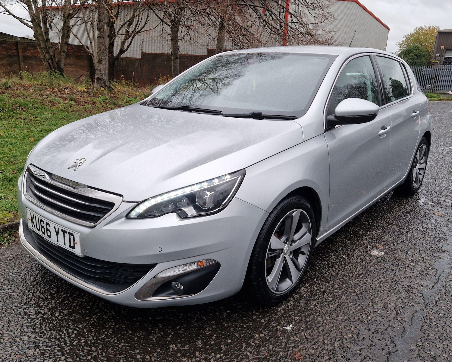 Used Peugeot 308 2016 for sale - 76855834: Photo 17