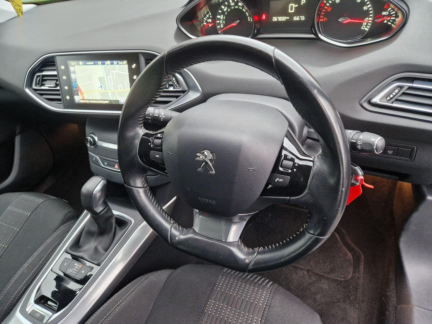 Used Peugeot 308 2016 for sale - 76855834: Photo 38