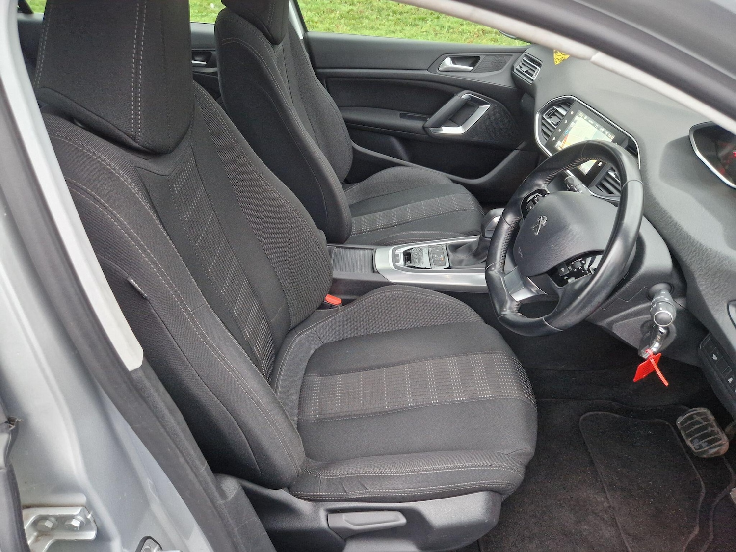 Used Peugeot 308 2016 for sale - 76855834: Photo 41