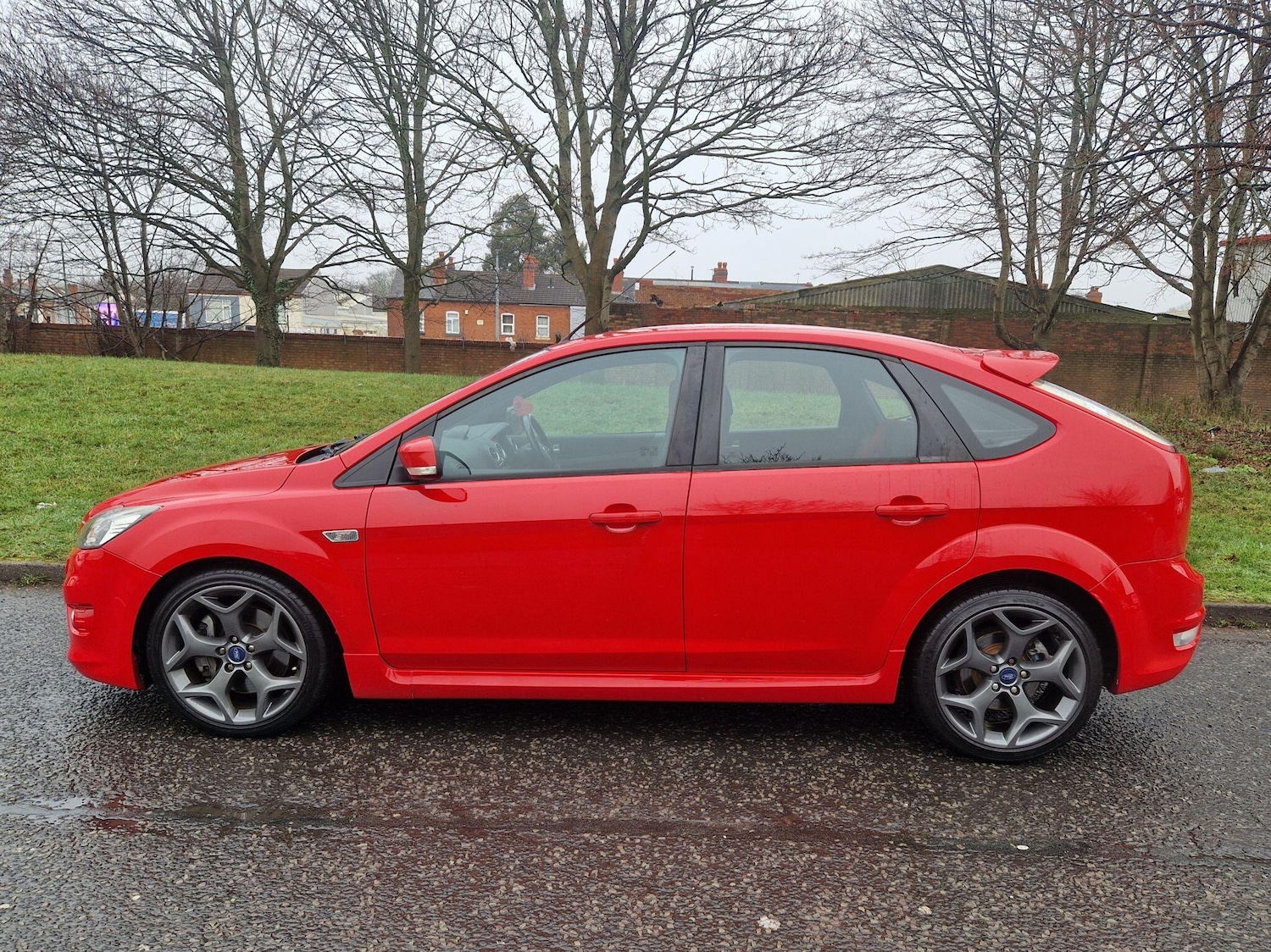Used Ford Focus 2010 for sale - 77163154: Photo 10