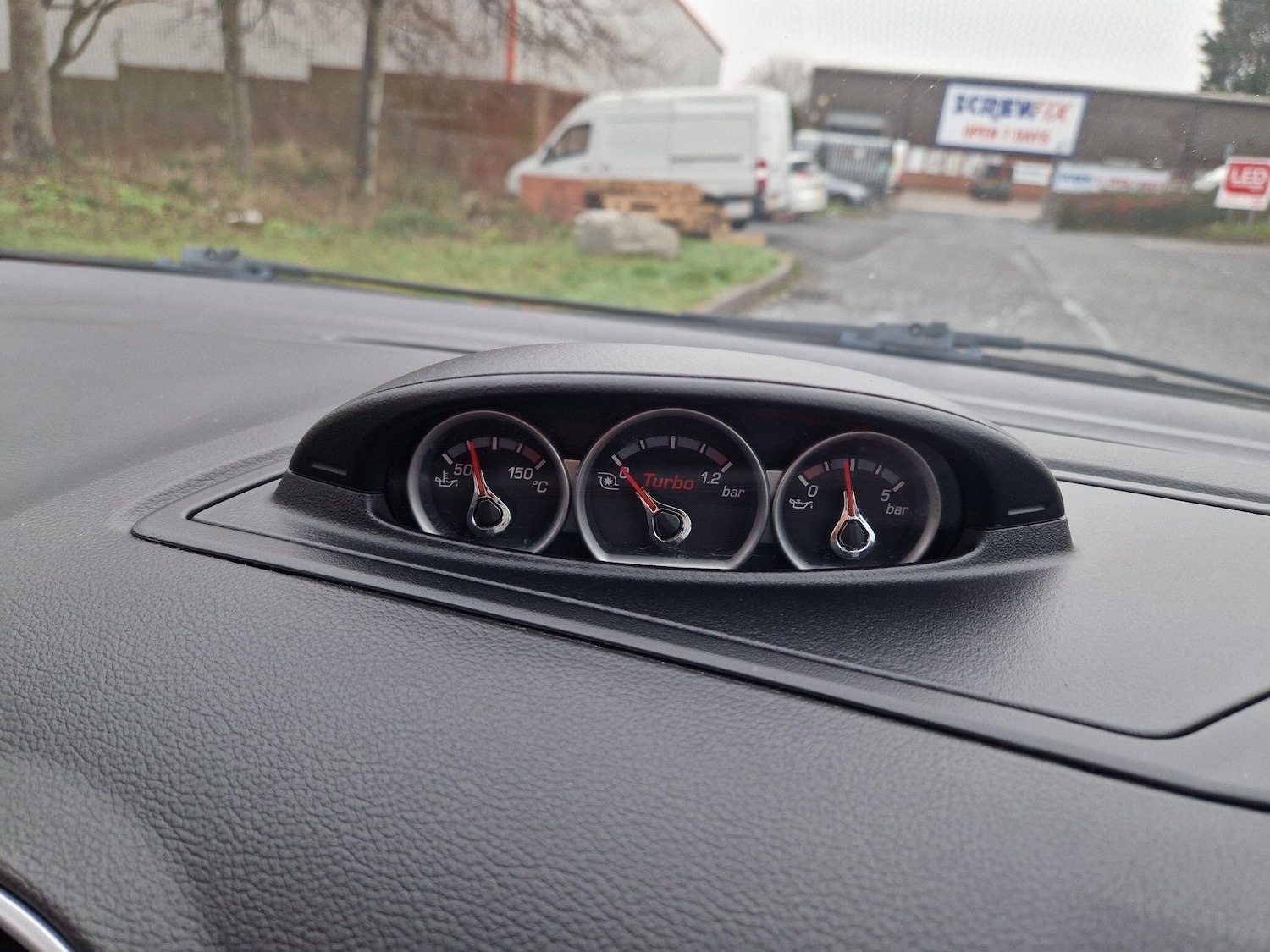 Used Ford Focus 2010 for sale - 77163154: Photo 34