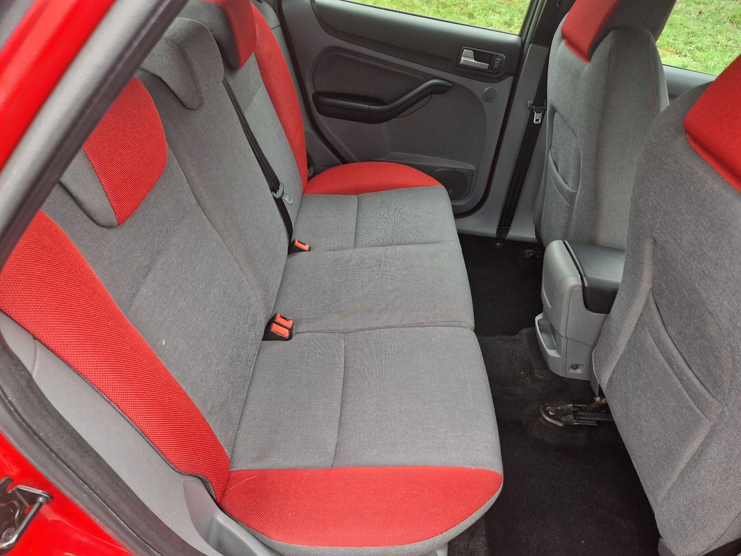 Used Ford Focus 2010 for sale - 77163154: Photo 45