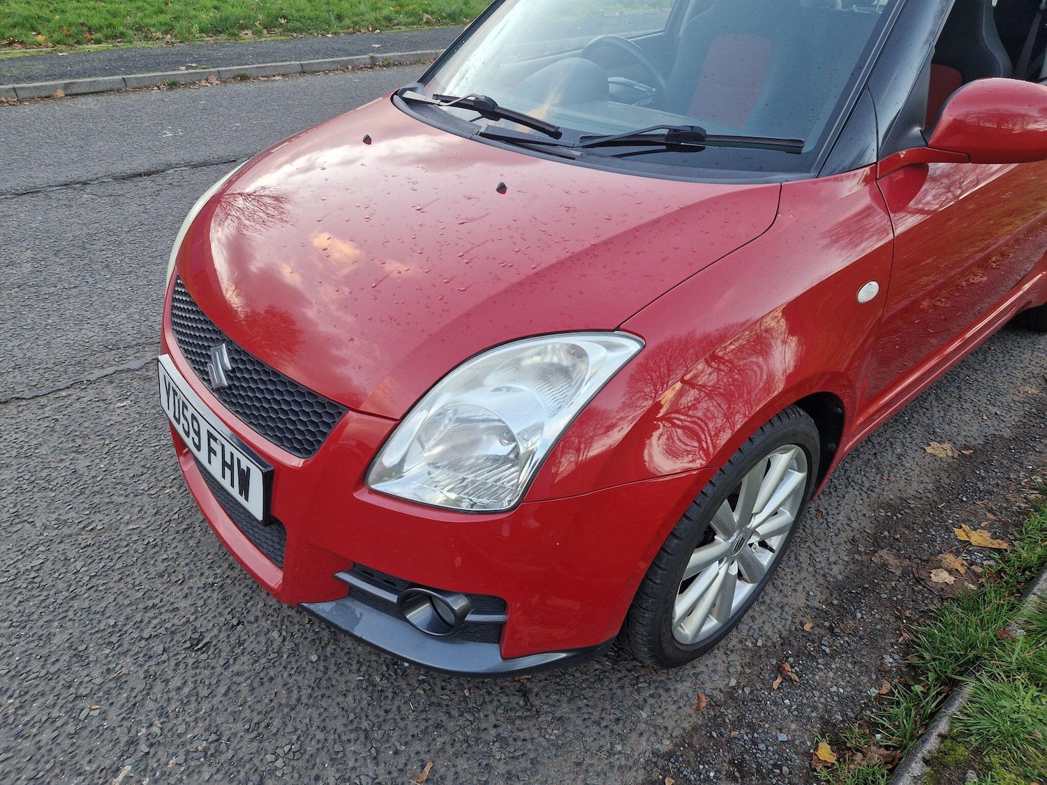Used Suzuki Swift 2009 for sale - 76645807: Photo 2