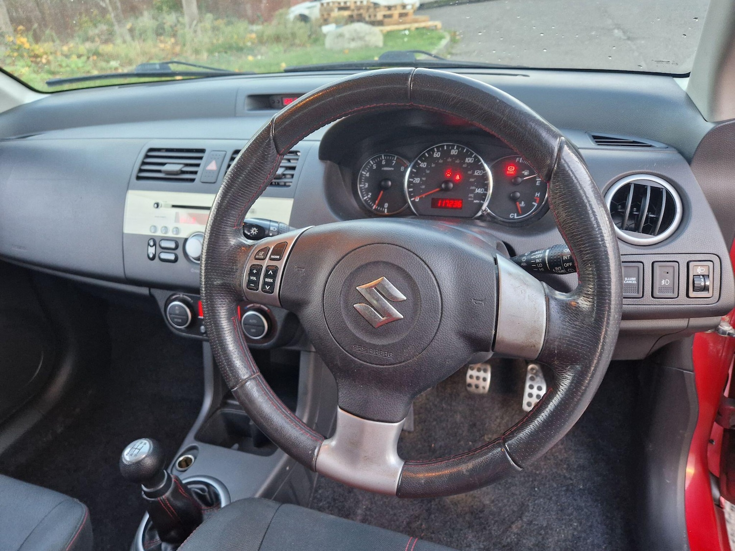 Used Suzuki Swift 2009 for sale - 76645807: Photo 33