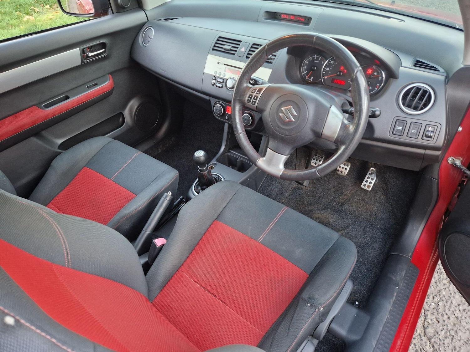 Used Suzuki Swift 2009 for sale - 76645807: Photo 34