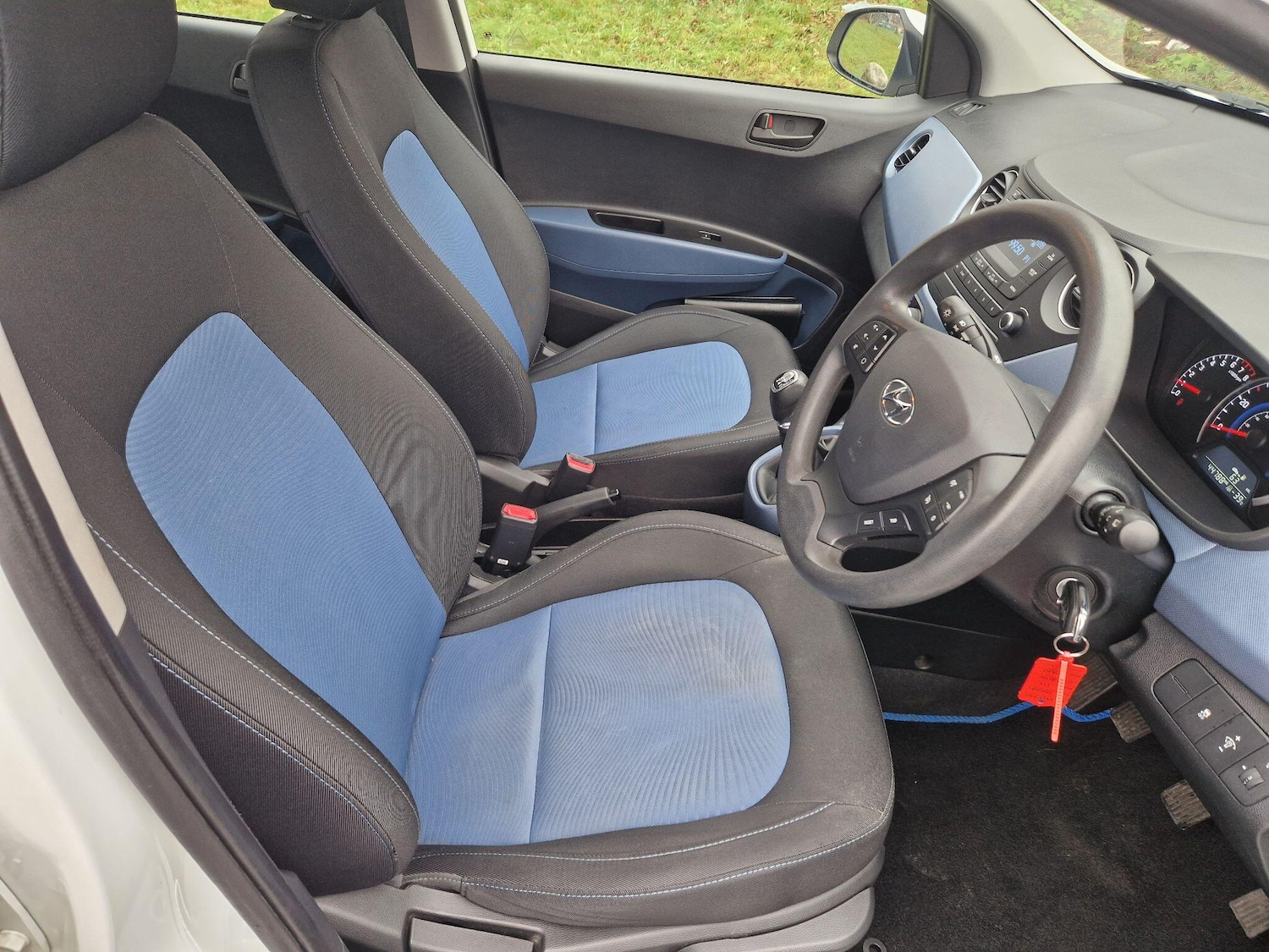 Used Hyundai i10 2015 for sale - 77163543: Photo 38
