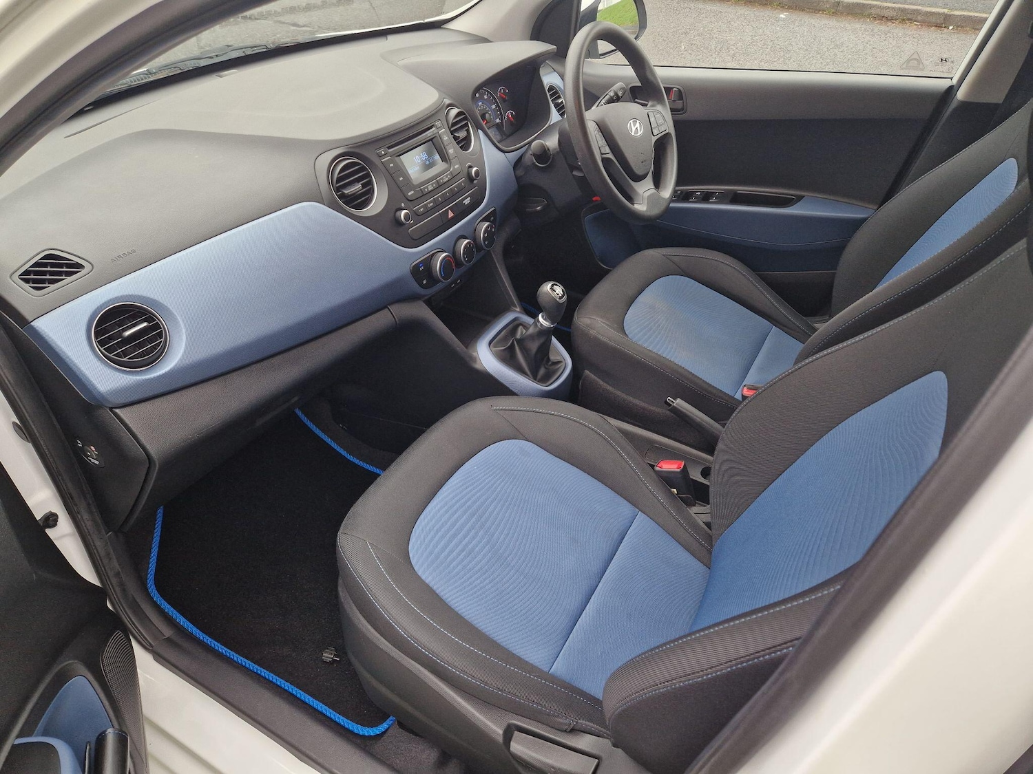 Used Hyundai i10 2015 for sale - 77163543: Photo 41