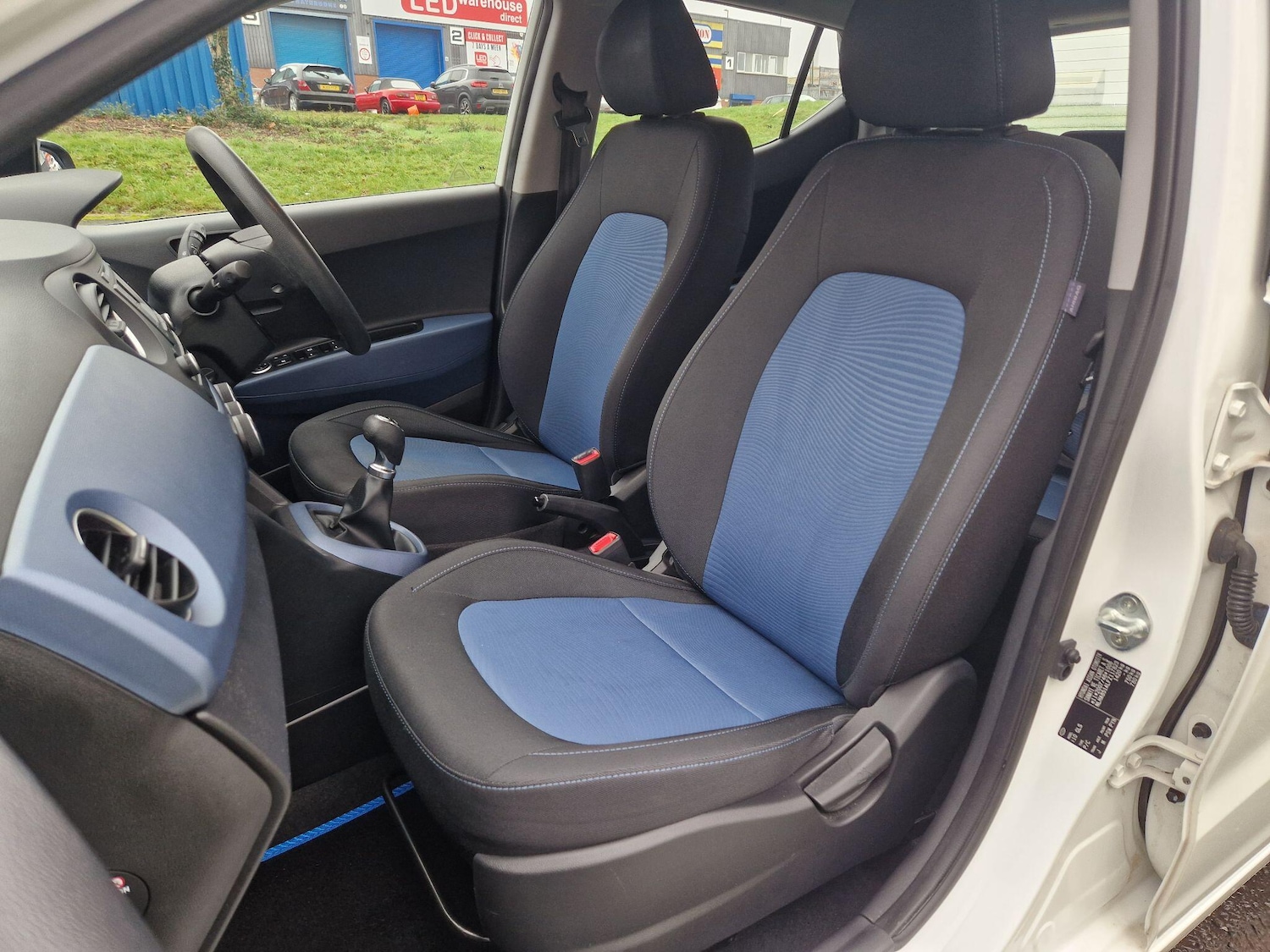 Used Hyundai i10 2015 for sale - 77163543: Photo 43