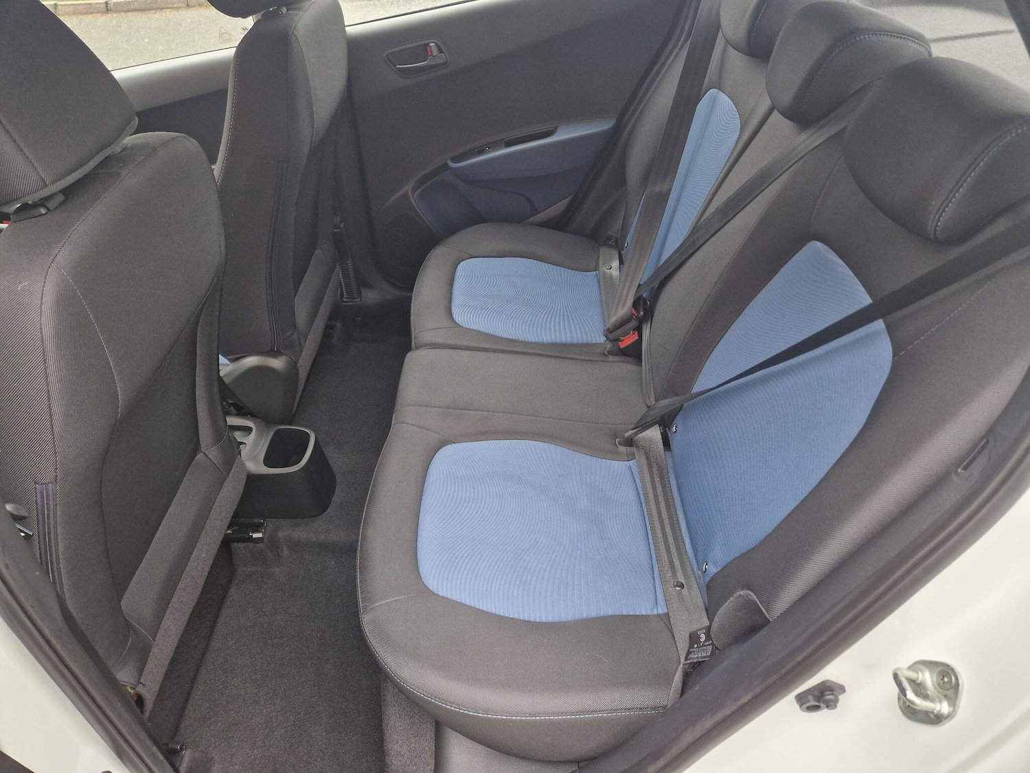 Used Hyundai i10 2015 for sale - 77163543: Photo 45