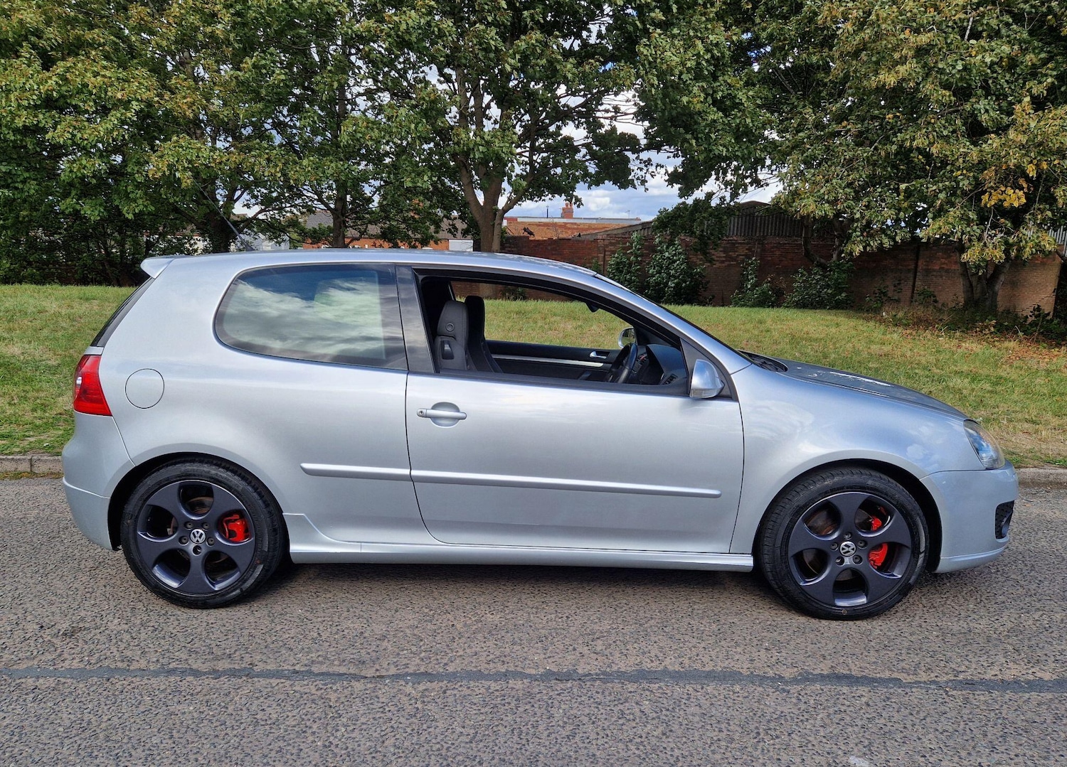 Used Volkswagen Golf 2009 for sale - 75953829: Photo 4