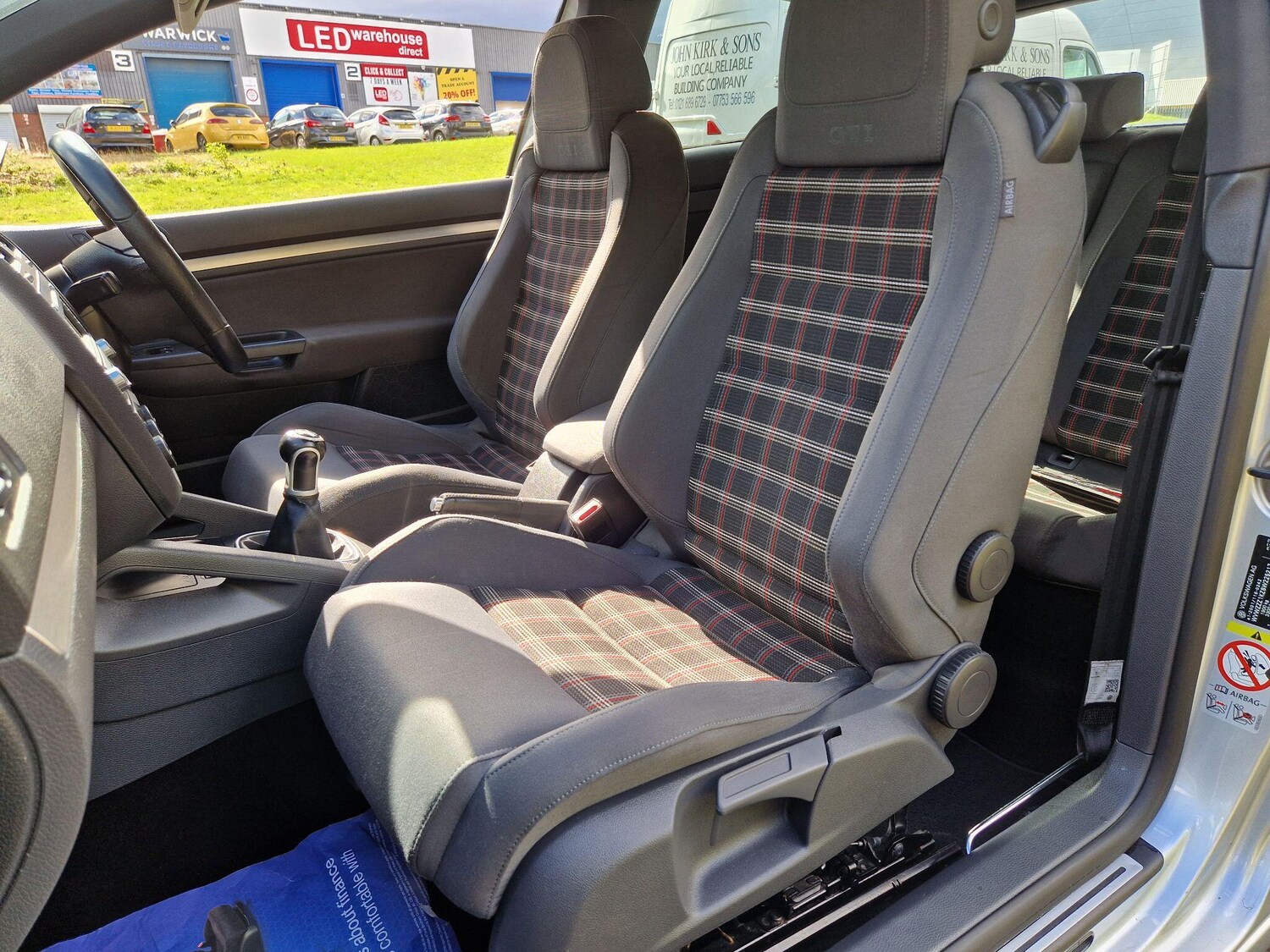 Used Volkswagen Golf 2009 for sale - 75953829: Photo 40