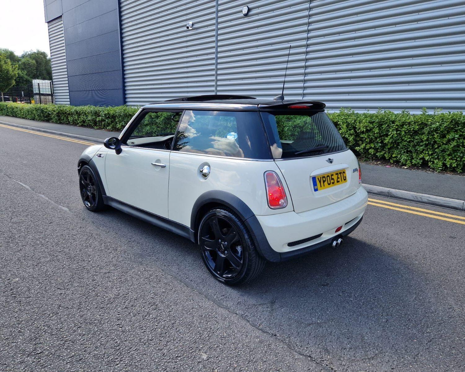 Used MINI Hatch 2005 for sale - 76370293: Photo 19