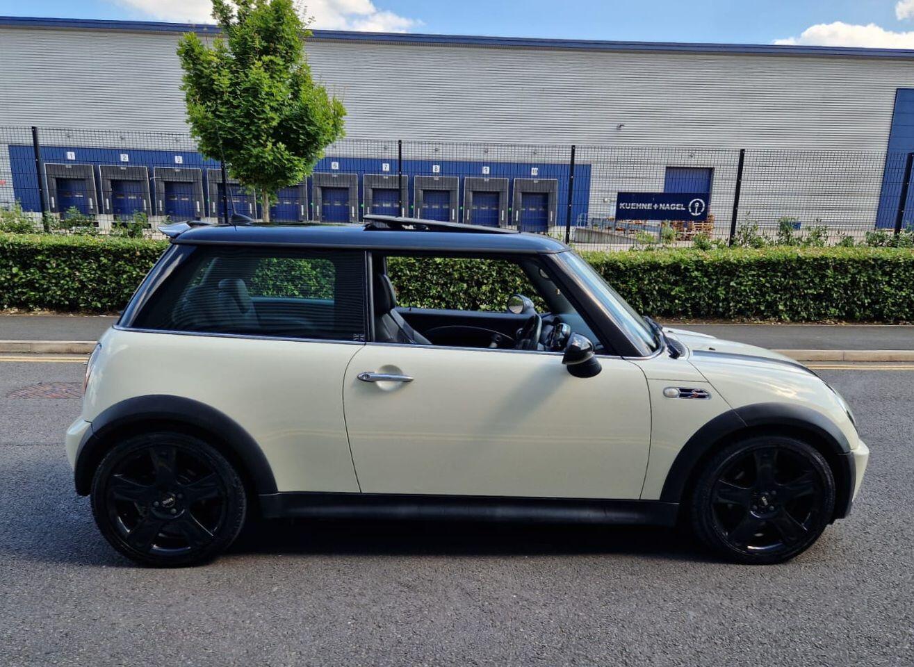 Used MINI Hatch 2005 for sale - 76370293: Photo 4