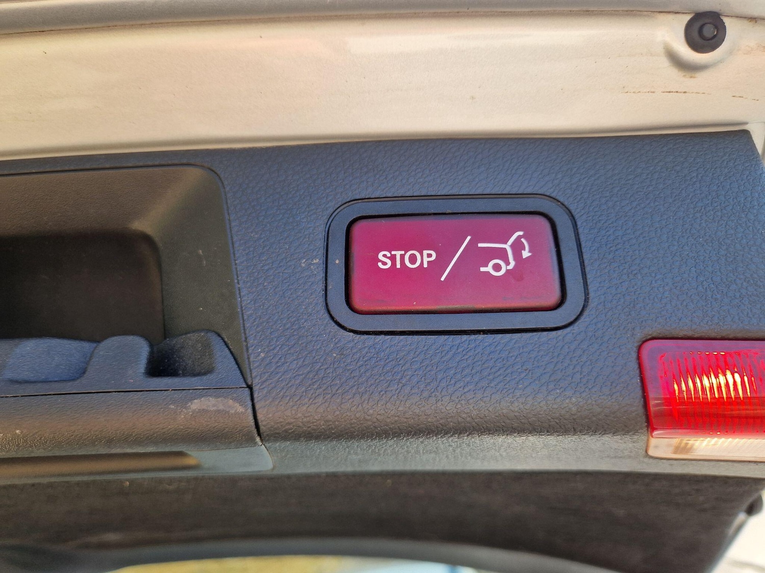 Vehicle 33