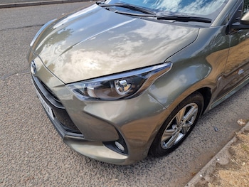 Used Toyota Yaris 2024 for sale - 79361732: Photo