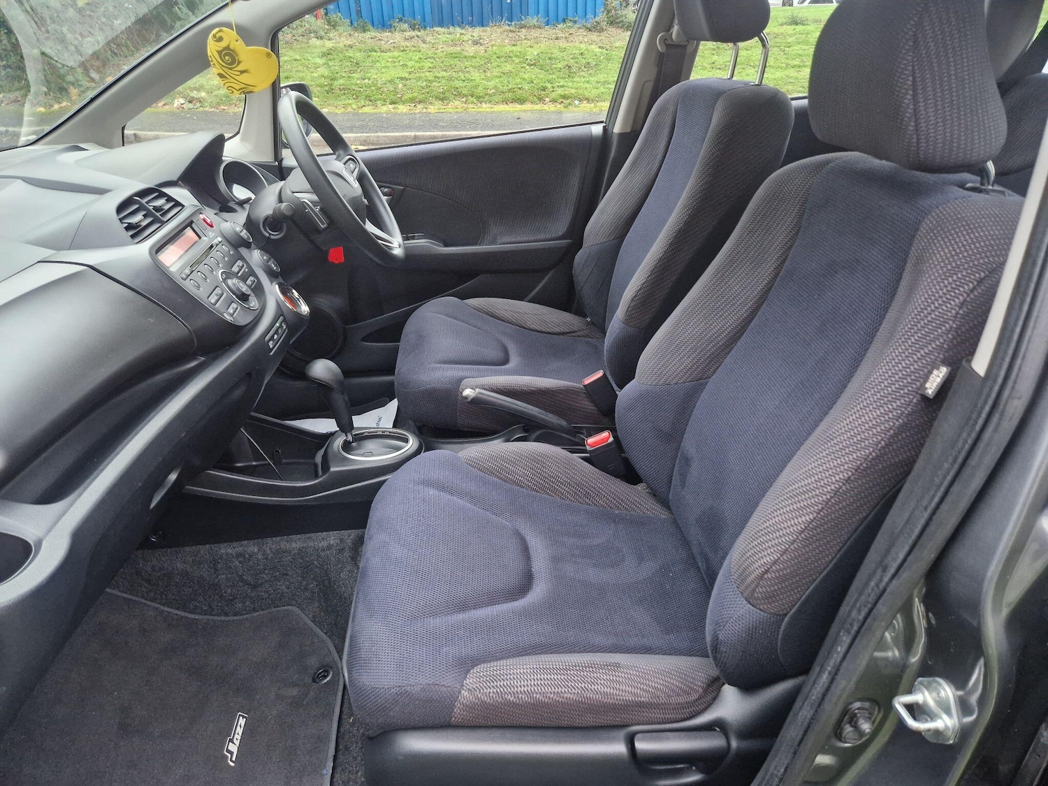 Used Honda Jazz 2011 for sale - 76759282: Photo 40