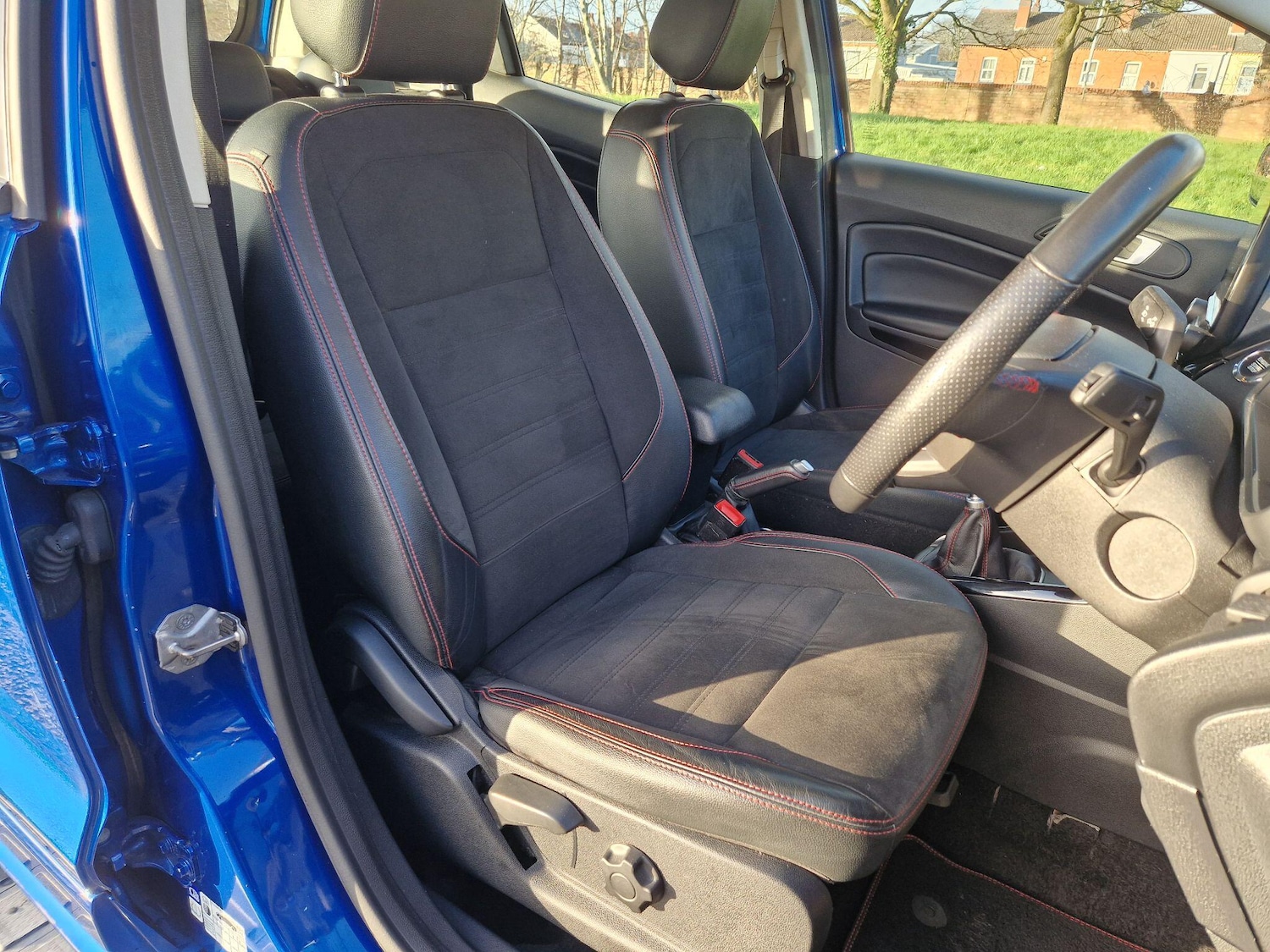 Used Ford Ecosport 2018 for sale - 77882902: Photo 34