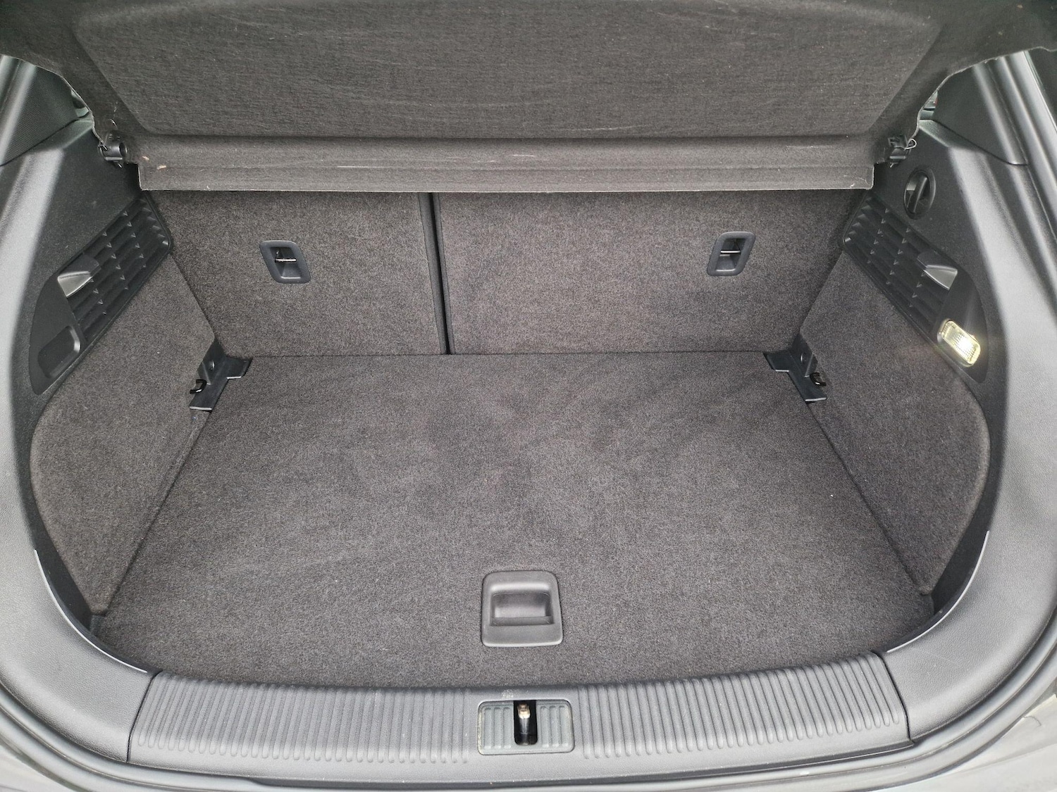 Used Audi A1 2015 for sale - 76645930: Photo 29