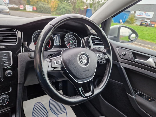 Used Volkswagen Golf 2016 for sale - 76121787: Photo 30