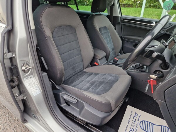 Used Volkswagen Golf 2016 for sale - 76121787: Photo 38
