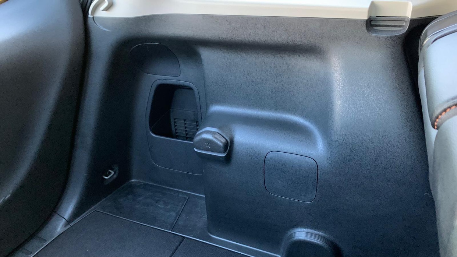 Used Honda Fit 2023 for sale - 78115300: Photo 46