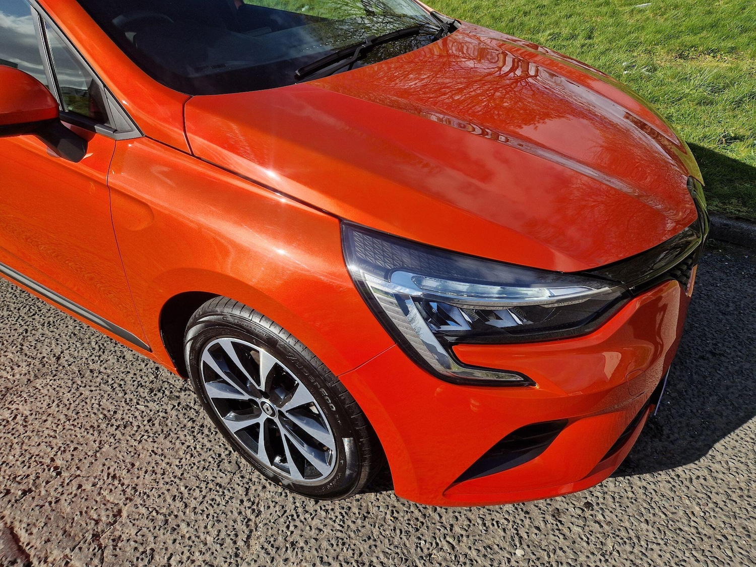 Used Renault Clio 2022 for sale - 78115072: Photo 2