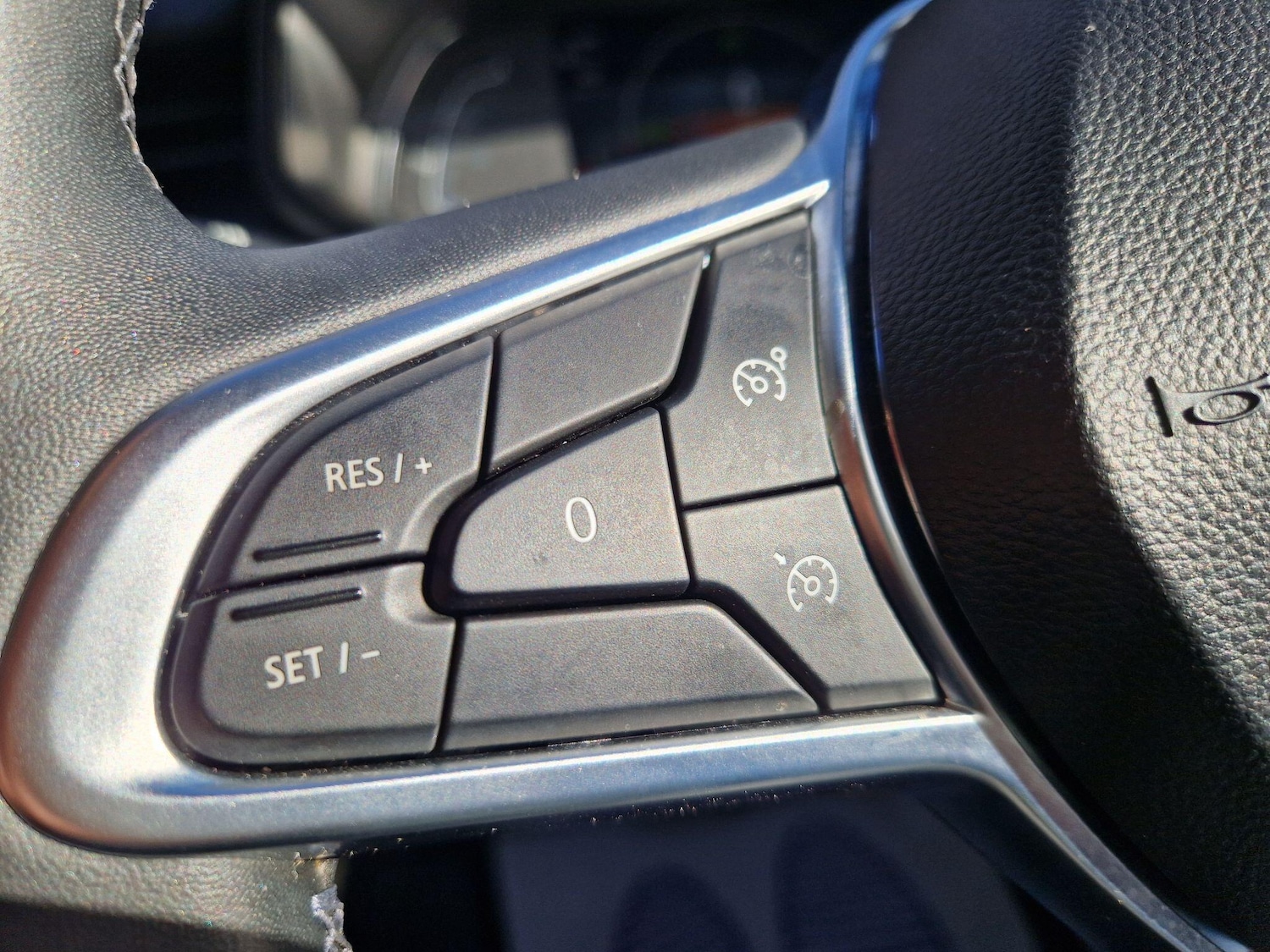 Used Renault Clio 2022 for sale - 78115072: Photo 35