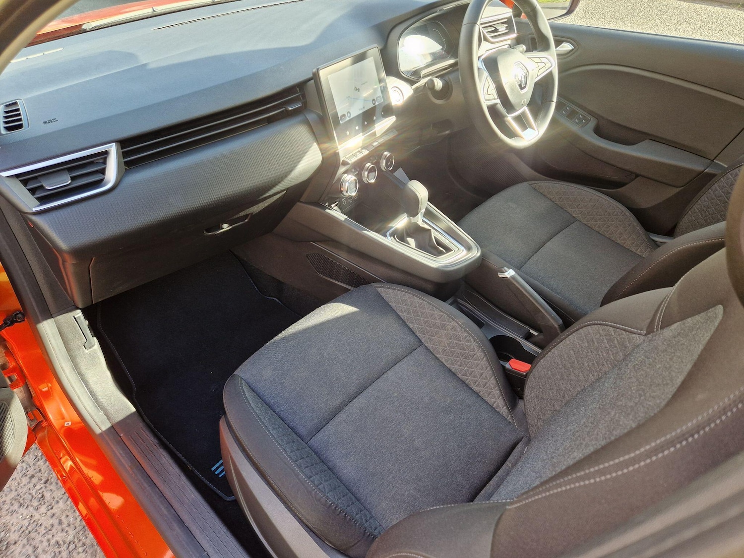 Used Renault Clio 2022 for sale - 78115072: Photo 40