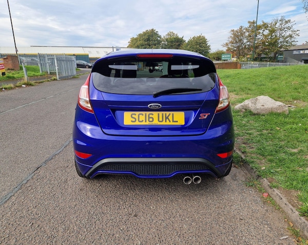 Used Ford Fiesta 2016 for sale - 76189931: Photo 16
