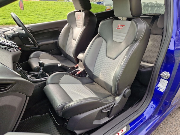 Used Ford Fiesta 2016 for sale - 76189931: Photo 29