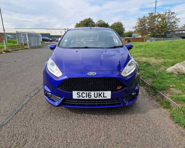 Used Ford Fiesta 2016 for sale - 76189931: Photo 6