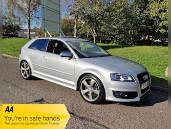 2011 (61) - 2.0 TFSI Black Edition S Tronic quattro Euro 5 3dr