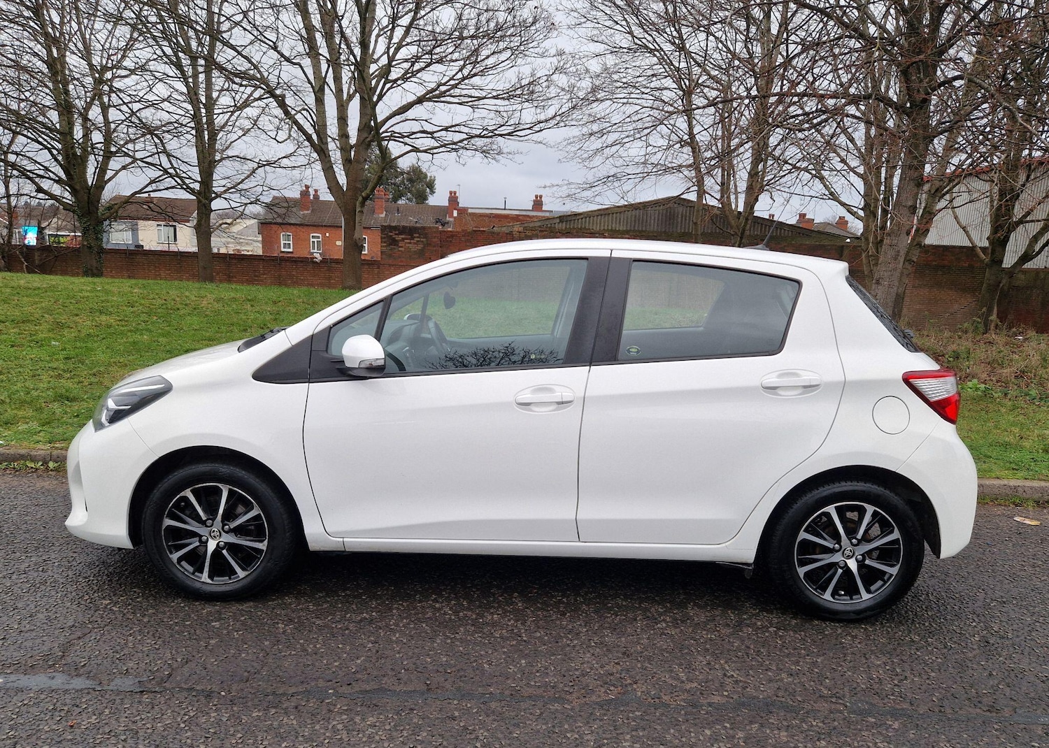 Used Toyota Yaris 2019 for sale - 77060143: Photo 10